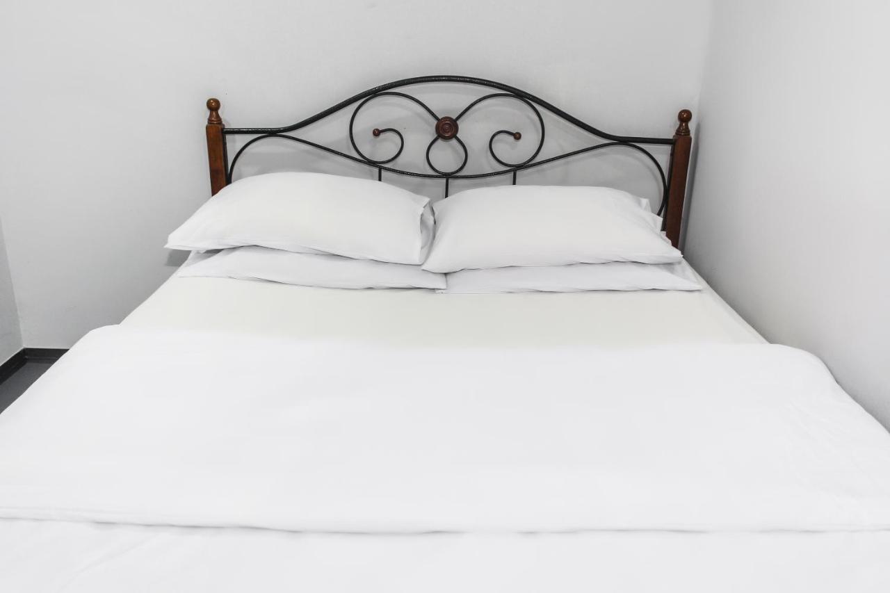 Spot On 89952 Sayang Selalu Guest House Malacca Eksteriør billede