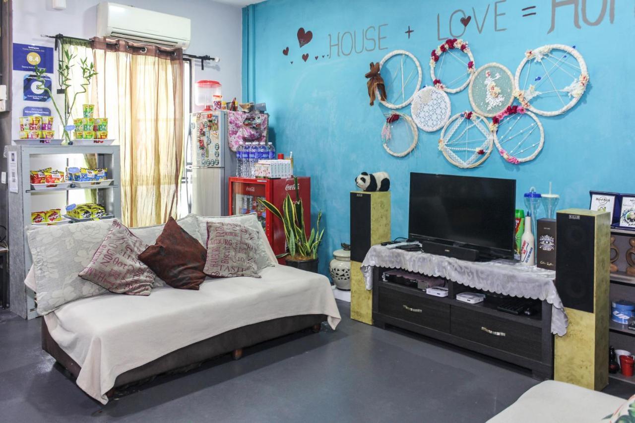 Spot On 89952 Sayang Selalu Guest House Malacca Eksteriør billede