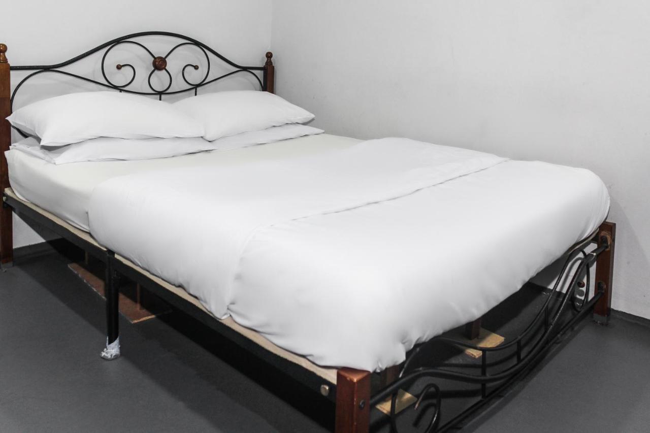 Spot On 89952 Sayang Selalu Guest House Malacca Eksteriør billede