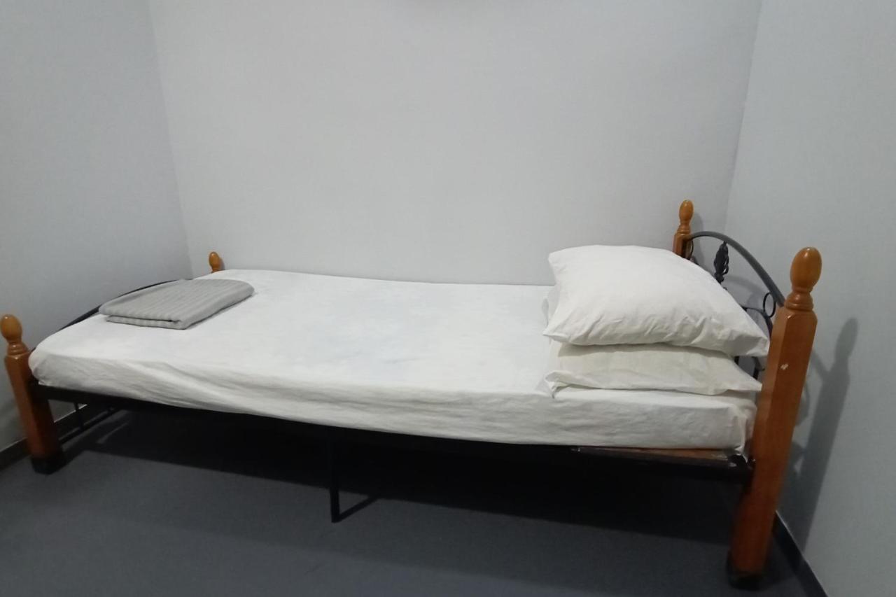 Spot On 89952 Sayang Selalu Guest House Malacca Eksteriør billede