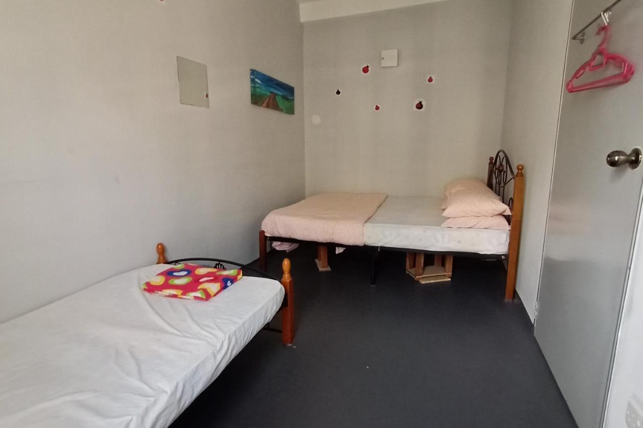 Spot On 89952 Sayang Selalu Guest House Malacca Eksteriør billede