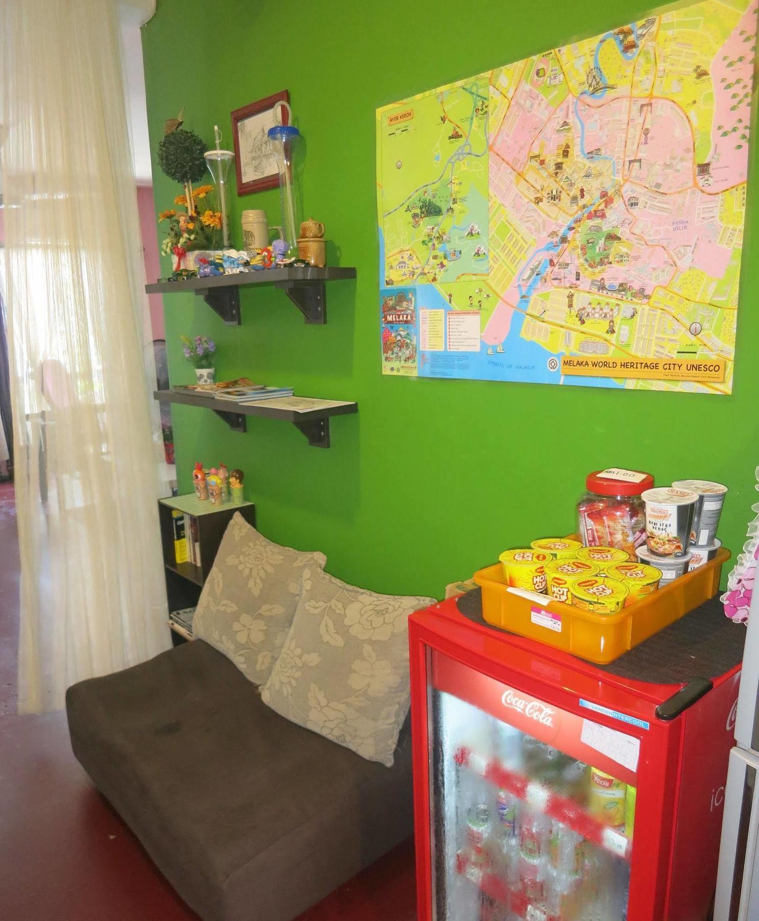 Spot On 89952 Sayang Selalu Guest House Malacca Eksteriør billede